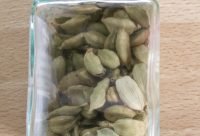 Semillas de Cardamomo, Elettaria cardamomum, especia digestiva de la India