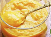Mango para un cabello radiante